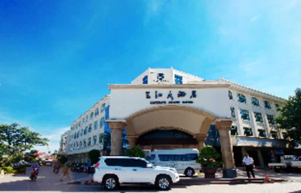 San Jiang Grand Hotel Vientiane Exterior foto