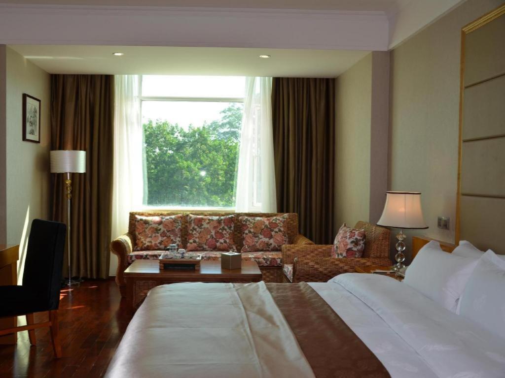 San Jiang Grand Hotel Vientiane Exterior foto
